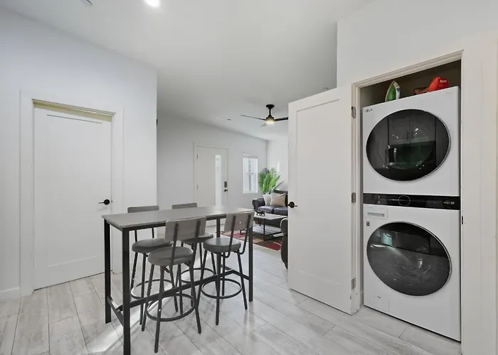 Casa vacanze Old Town Oasis ,ev Access 5 Mins To Stadium-golf